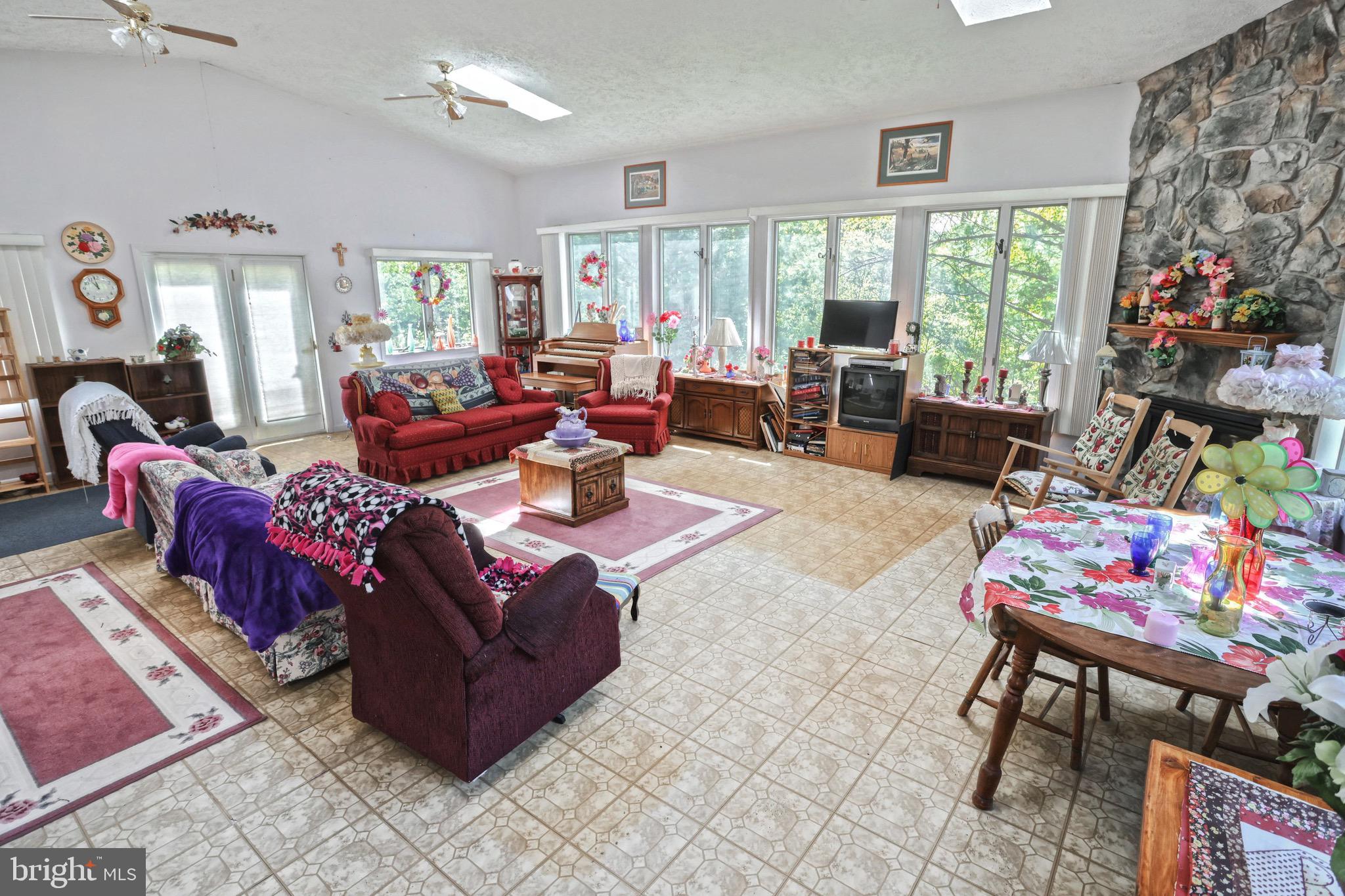 385 Church Road Orrtanna, PA 17353 - Photo 6 of 51 Gallery Image 6
