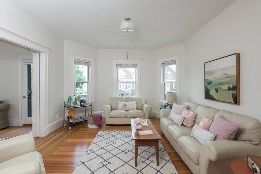 118 Highland Road, Unit 2 Somerville, MA 02144 - Photo 5 of 41 Gallery Image 5
