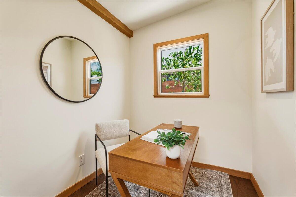 151 Kinman Avenue Goleta, CA 93117 - Photo 15 of 20 a table and chair in a room