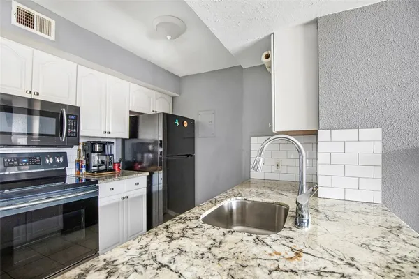 $65,000 | 1505 Ward Road, Unit 232, Baytown, TX 77520