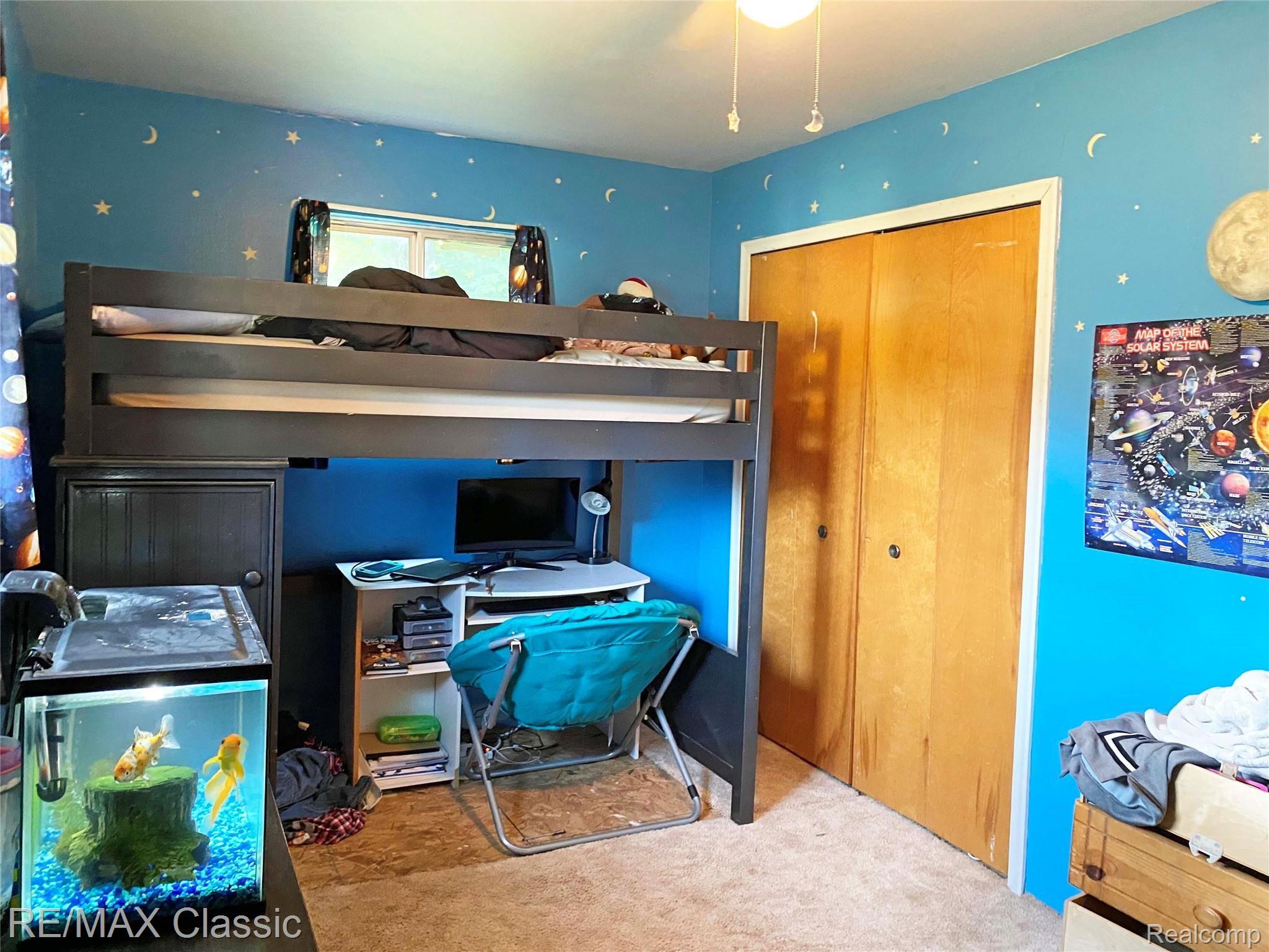 7759 Bridge Road Waterford, MI 48329 - Photo 21 of 32 Large 3rd bedroom