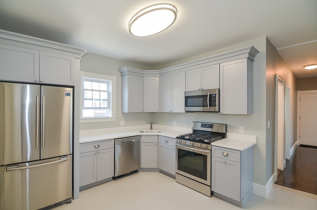 25 St Marks Road, Unit 3 Boston, MA 02124 - Photo 3 of 23 Gallery Image 3