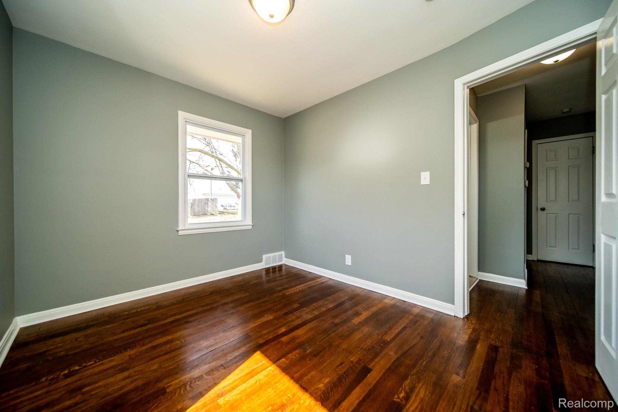 23781 Roxana Avenue Eastpointe, MI 48021 - Photo 41 of 61 Gallery Image 41