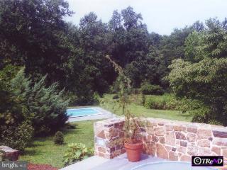 25 Walnut Bank Road Glenmoore, PA 19343 - Photo 2 of 5 Gallery Image 2