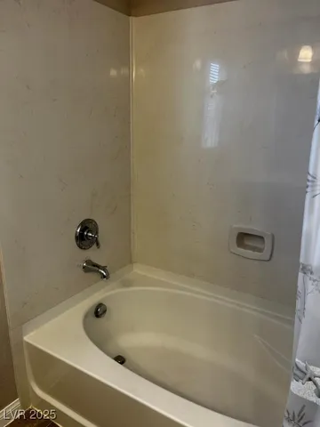 $2,350 | 1026 East Sonoran Hope Avenue, Henderson, NV 89052