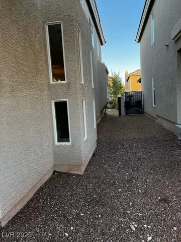 $2,350 | 1026 East Sonoran Hope Avenue, Henderson, NV 89052
