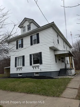 $1,400 | 1156 Murray Street, Forty Fort, PA 18704