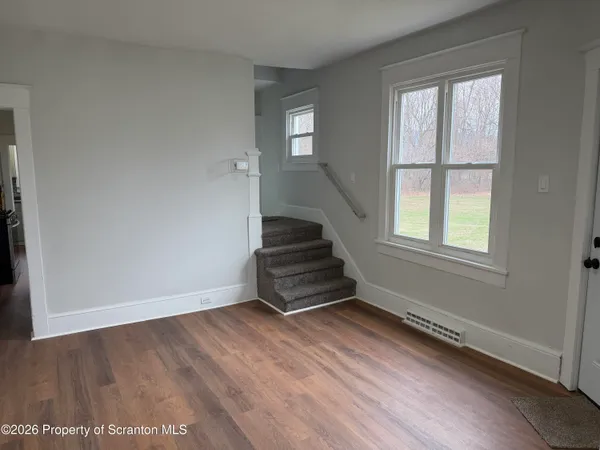 $1,400 | 1156 Murray Street, Forty Fort, PA 18704