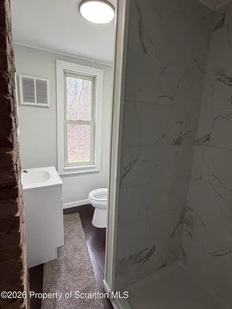 $1,400 | 1156 Murray Street, Forty Fort, PA 18704