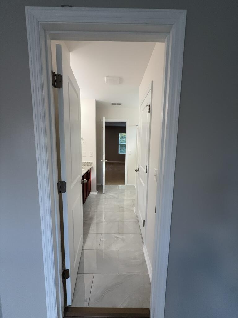 345 Flyway Road Goose Creek, SC 29445 - Photo 13 of 22 2026-10-02-07-18-03