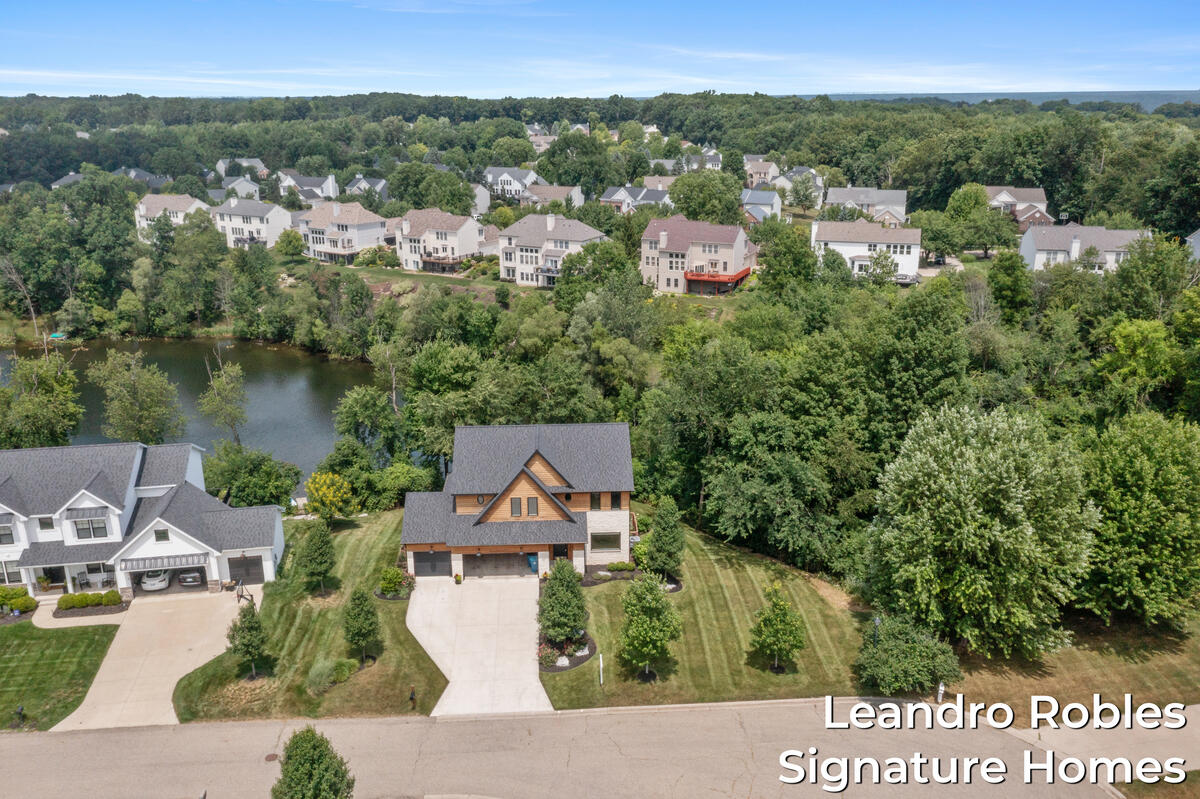 6 Fox Point Court Ada, MI 49301 - Photo 75 of 85 6-Fox-Point_204