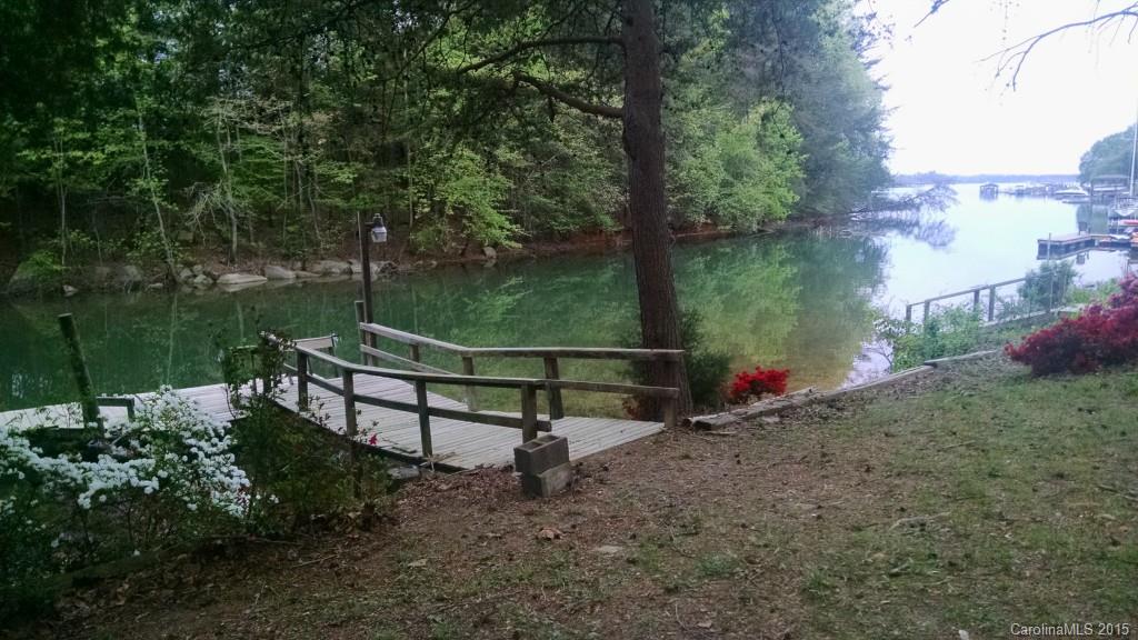 19601 Bustle Road Cornelius, NC 28031 - Photo 2 of 19 Gallery Image 2