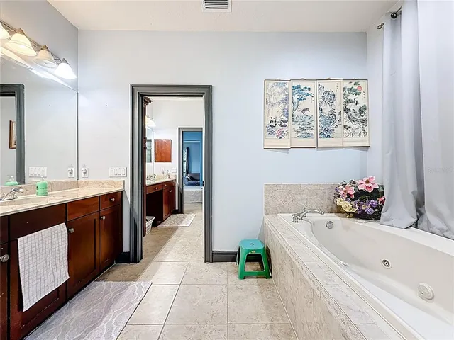 $14,999 | 2679 Lakebreeze Lane, Clearwater, FL 33759