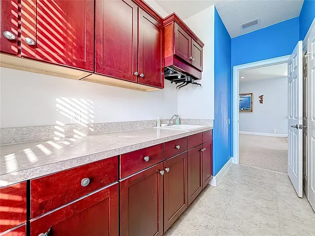 $14,999 | 2679 Lakebreeze Lane, Clearwater, FL 33759