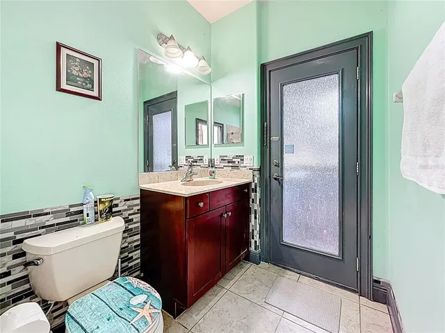 $14,999 | 2679 Lakebreeze Lane, Clearwater, FL 33759