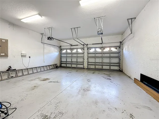 $14,999 | 2679 Lakebreeze Lane, Clearwater, FL 33759