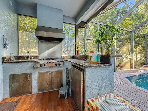 $9,999 | 2679 Lakebreeze Lane, Clearwater, FL 33759