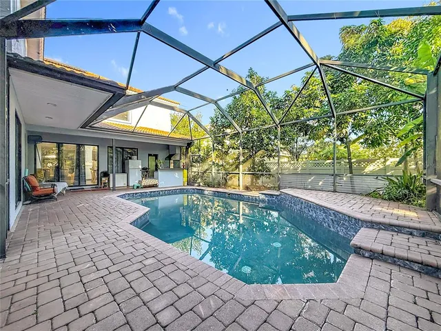 $14,999 | 2679 Lakebreeze Lane, Clearwater, FL 33759