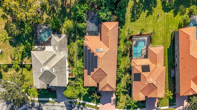 $14,999 | 2679 Lakebreeze Lane, Clearwater, FL 33759