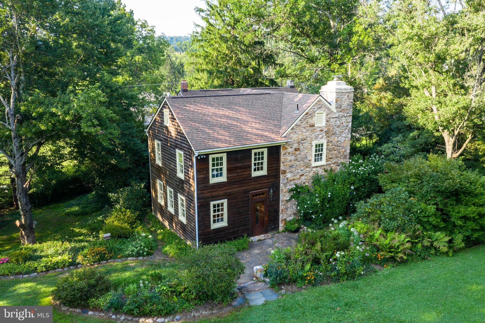 2008 School Road Pottstown, PA 19465 - Photo 2 of 52