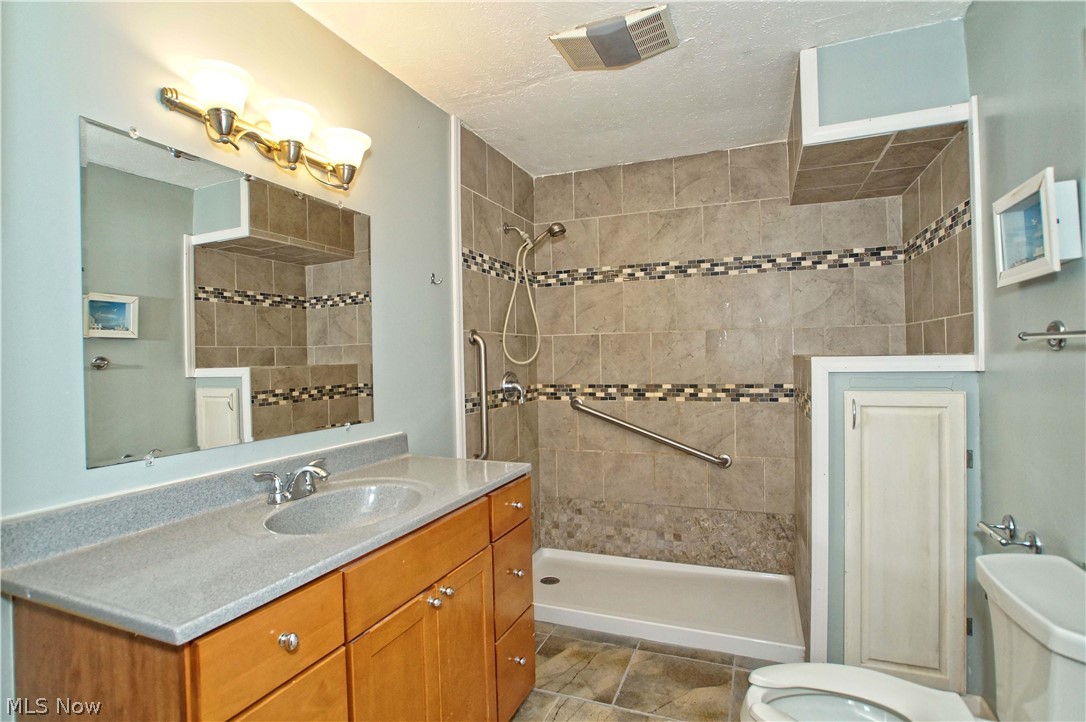 36825 Aurora Road Solon, OH 44139 - Photo 23 of 35 Gallery Image 23