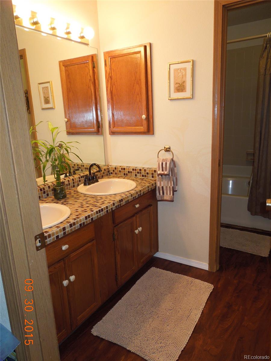 7895 Jared Way Littleton, CO 80125 - Photo 14 of 32