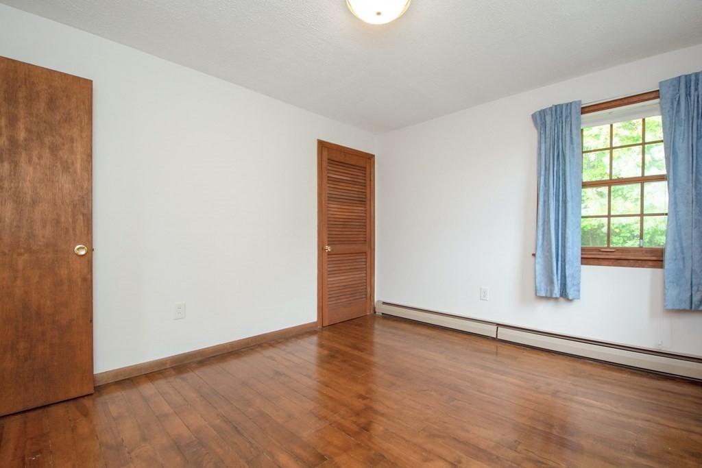 215 Langen Road Lancaster, MA 01523 - Photo 17 of 34