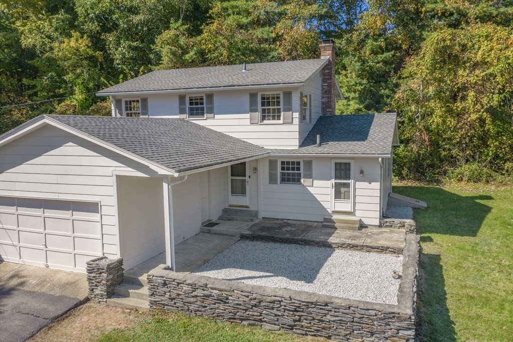 215 Langen Road Lancaster, MA 01523 - Photo 2 of 34