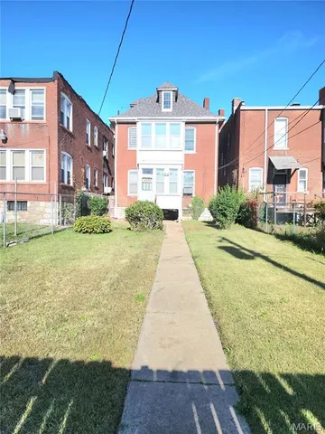 $79,900 | 4454 Holly Avenue, St. Louis, MO 63115