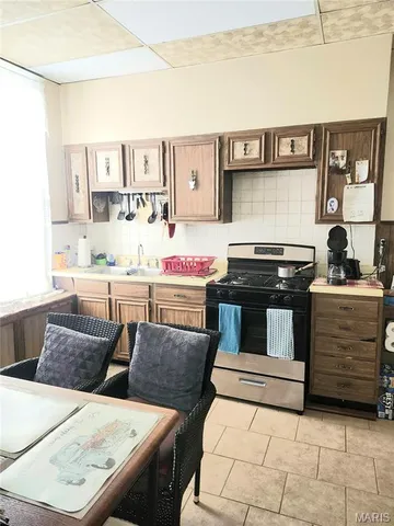 $79,900 | 4454 Holly Avenue, St. Louis, MO 63115