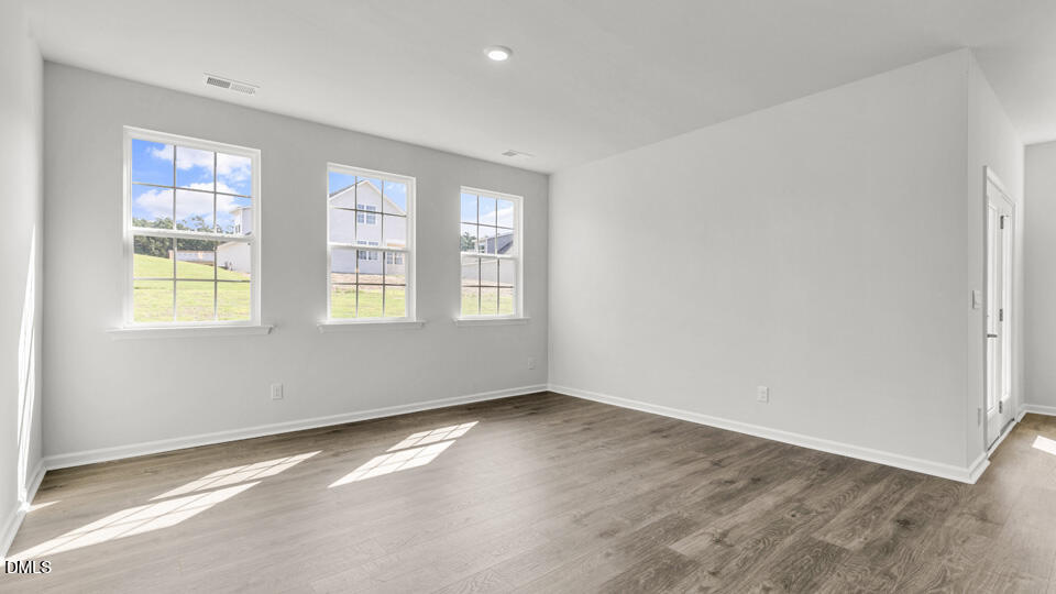 381 Alexis Loop Sanford, NC 27330 - Photo 15 of 36 Living Room