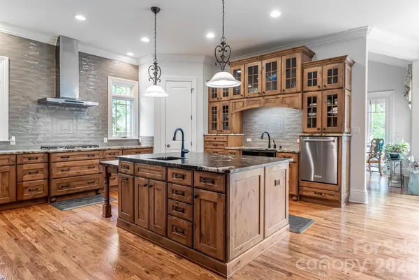 $1,795,000 | 104 Mossridge Court, Flat Rock, NC 28731