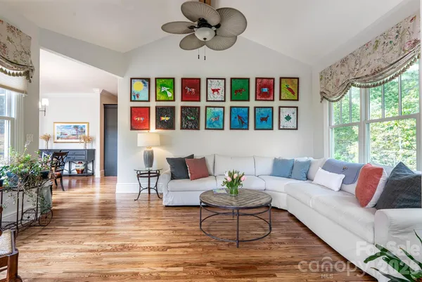 $1,795,000 | 104 Mossridge Court, Flat Rock, NC 28731