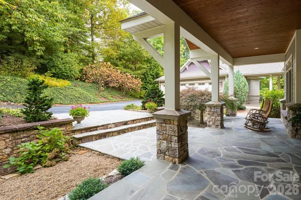 $1,795,000 | 104 Mossridge Court, Flat Rock, NC 28731