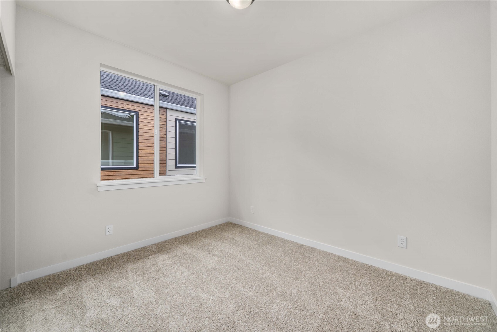 4033 Aberdeen Way Northeast Renton, WA 98056 - Photo 19 of 34
