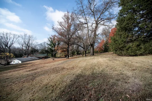 $249,900 | 2006 Prospect Avenue, Vincennes, IN 47591