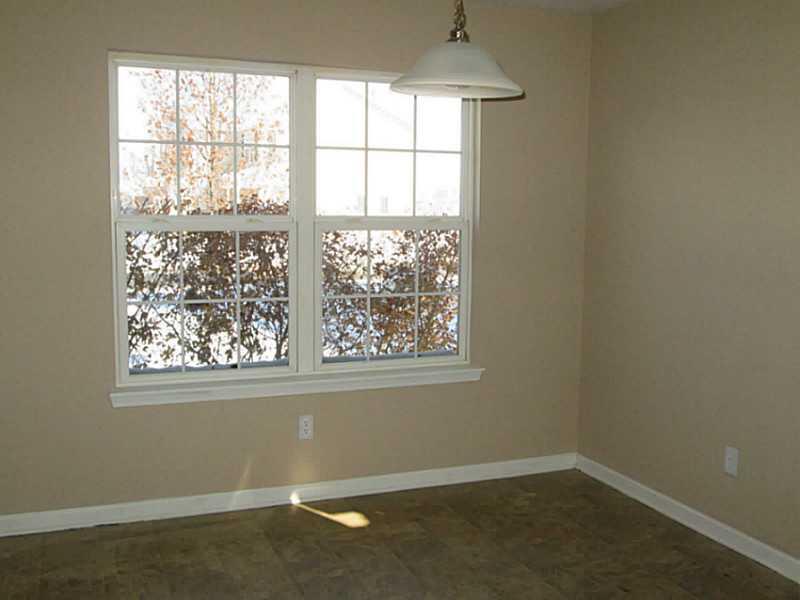 150 Rambling Road Greenfield, IN 46140 - Photo 3 of 16