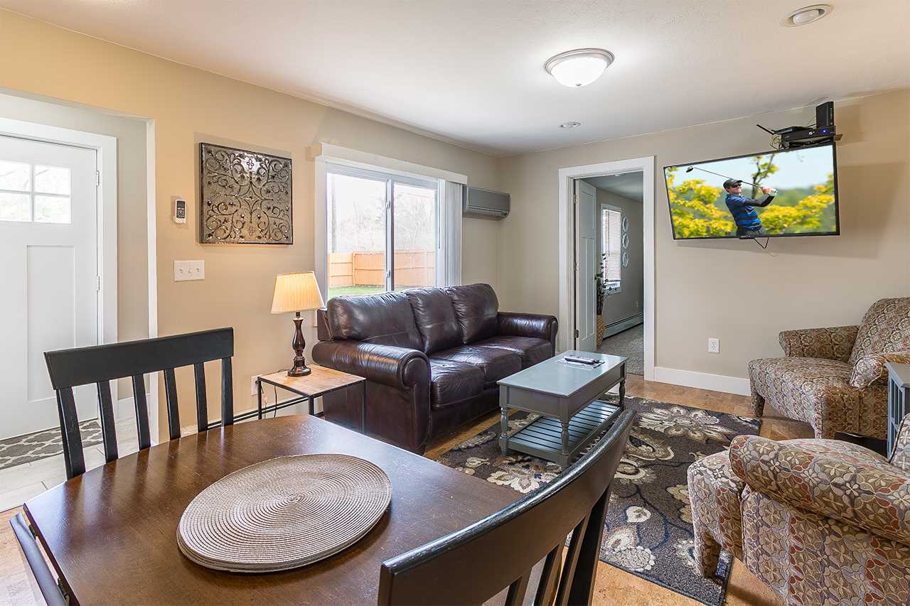 2595 North Three Mile Road Traverse City, MI 49686 - Photo 5 of 40 1831389-4.JPG