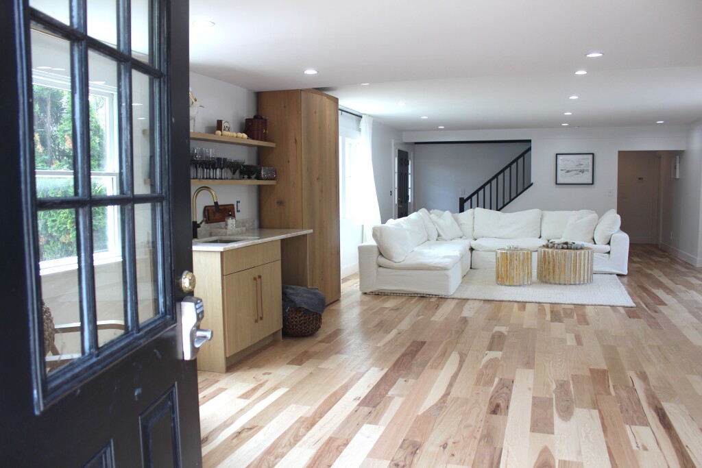 33 Bartlett Road Nantucket, MA 02554 - Photo 2 of 29