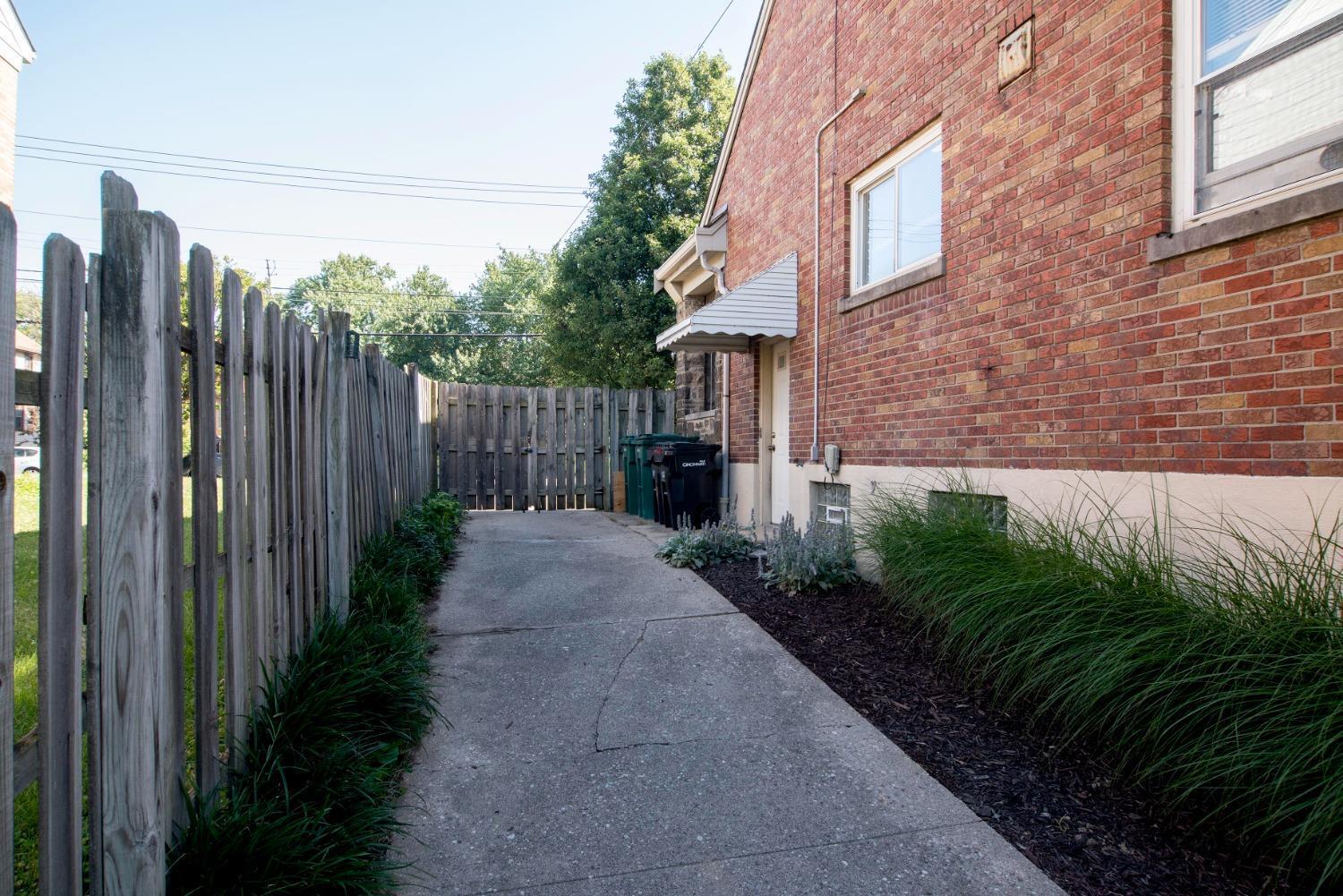 5039 Sidney Road Cincinnati, OH 45238 - Photo 38 of 42