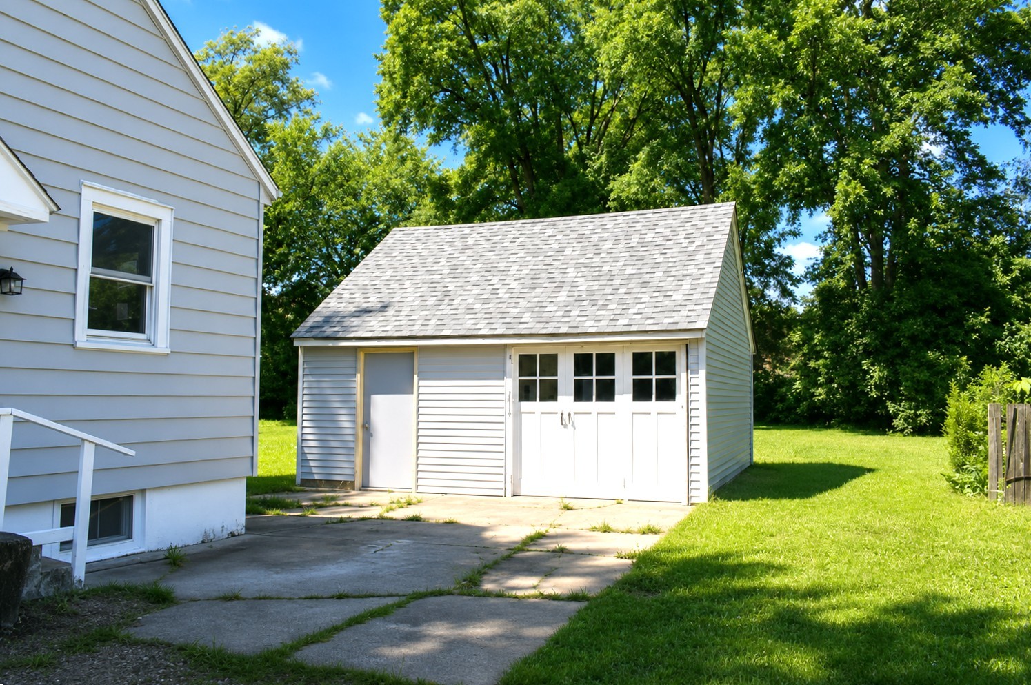 1402 West 3rd Street Sterling, IL 61081 - Photo 4 of 18