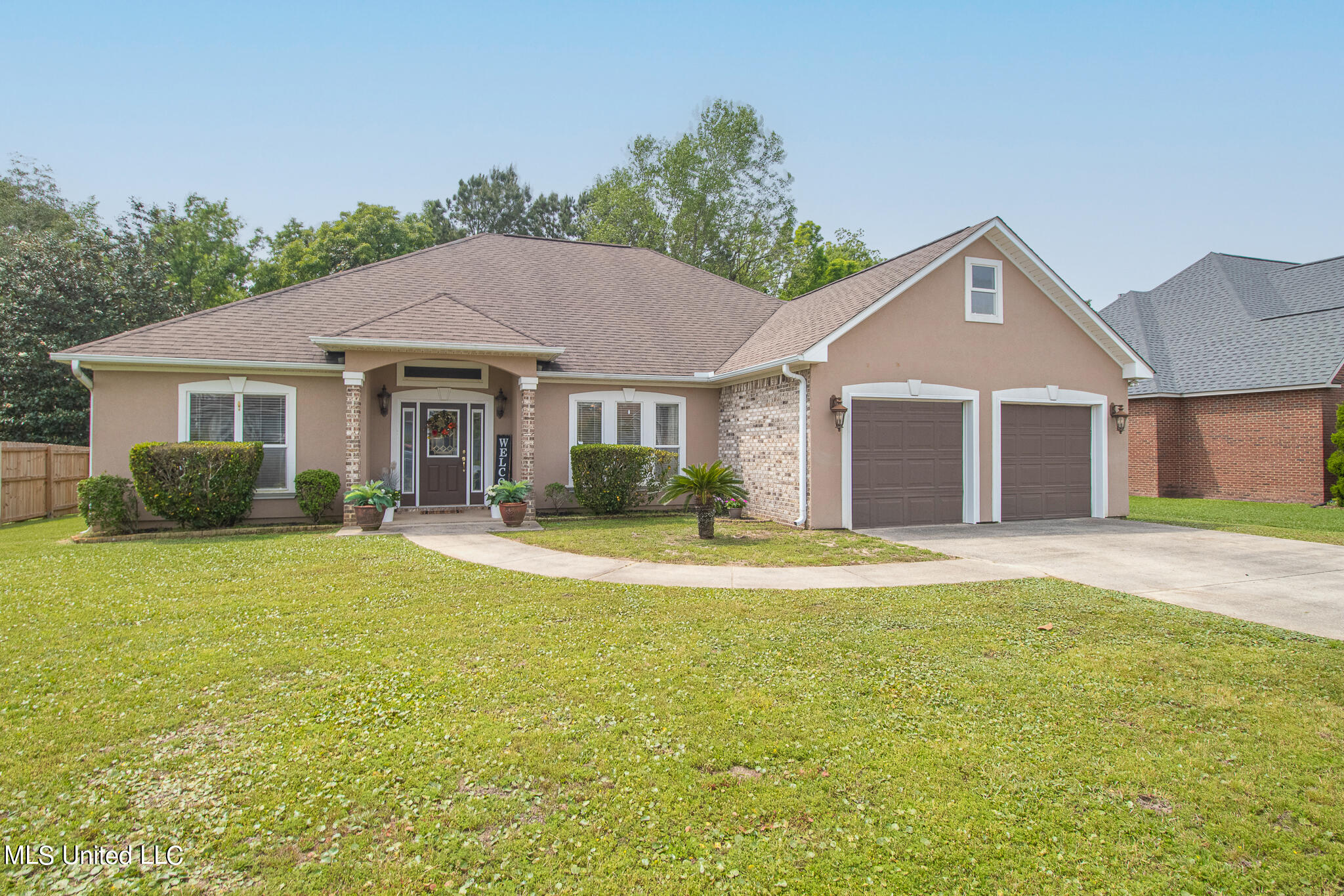 2335 Rue Maison Biloxi, MS 39532 - Photo 2 of 28 Rue Maison-120039