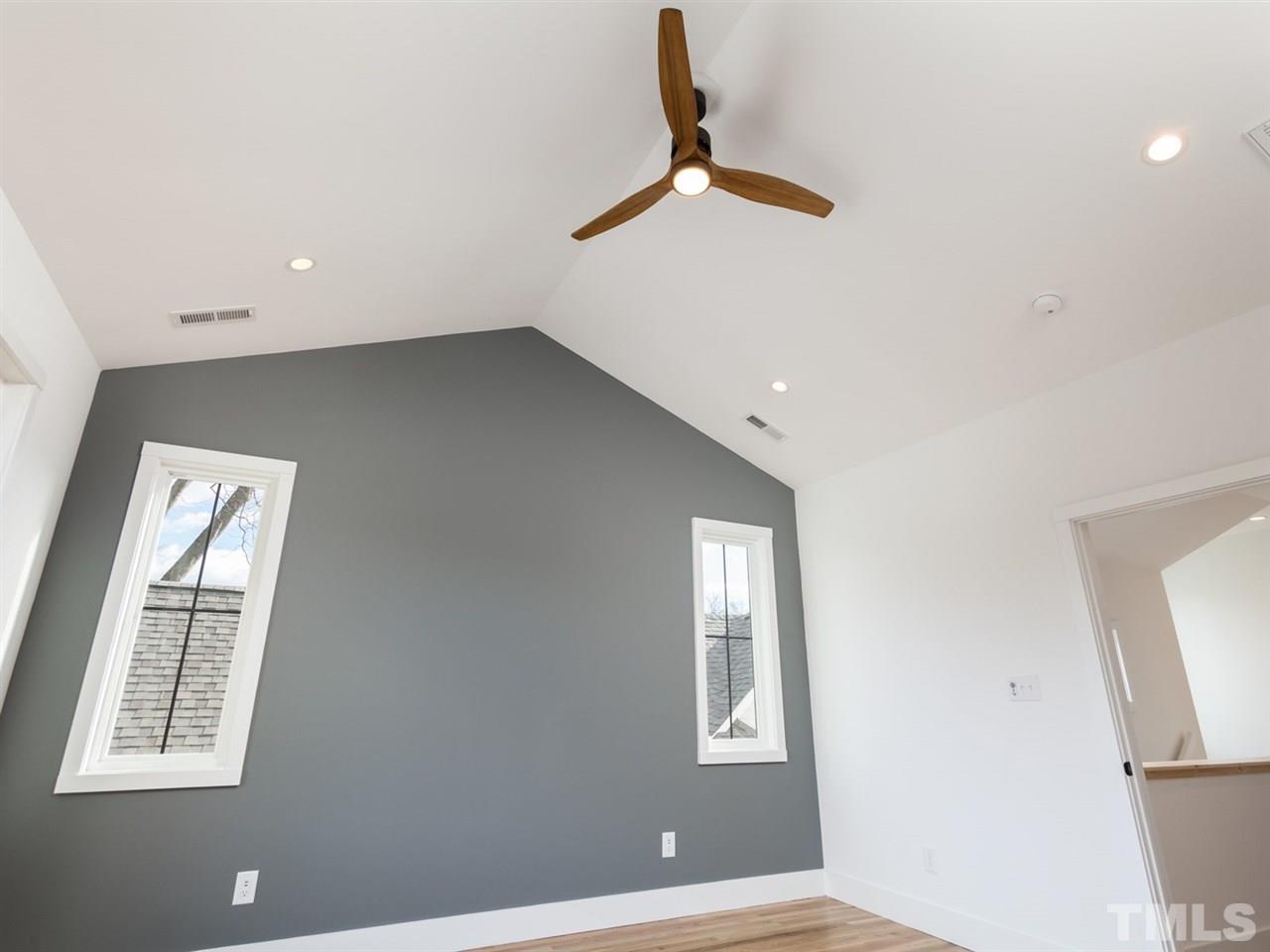 607 East Edenton Street Raleigh, NC 27601 - Photo 14 of 25