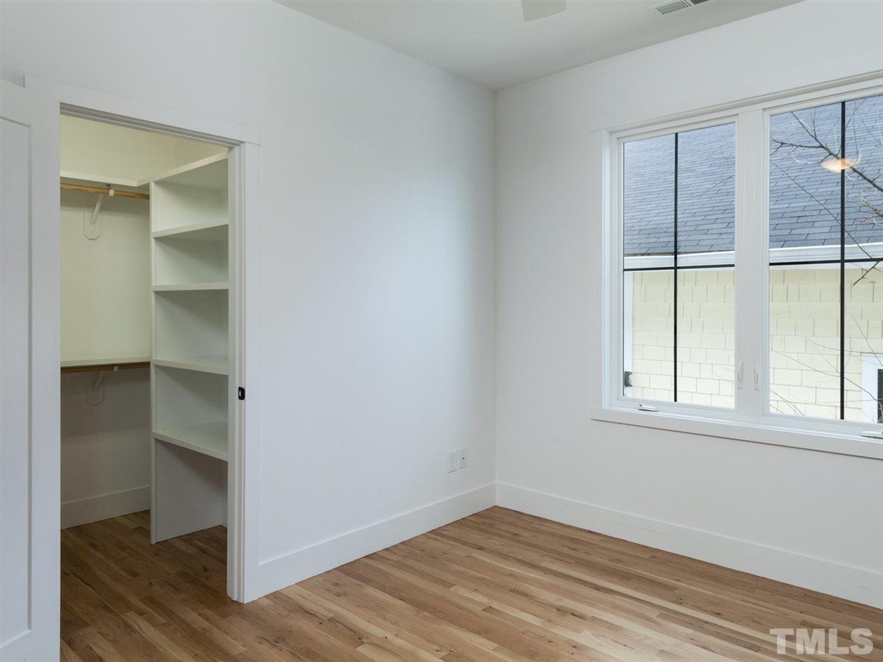 607 East Edenton Street Raleigh, NC 27601 - Photo 17 of 25
