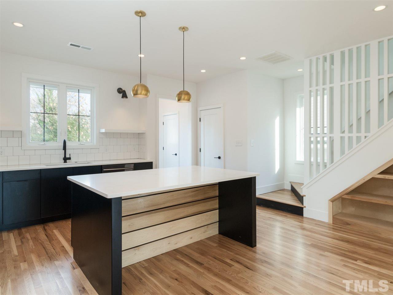607 East Edenton Street Raleigh, NC 27601 - Photo 8 of 25