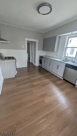 $2,500 | 22 Dean Street, Unit 2, West Orange, NJ 07052