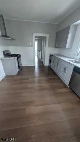 $2,500 | 22 Dean Street, Unit 2, West Orange, NJ 07052