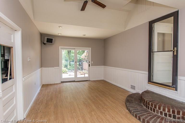 8412 Dean Road Fenton, MI 48430 - Photo 22 of 36 Dean Rd (18 of 43).jpg