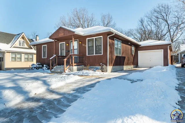 $205,000 | 1038 Southwest Randolph Avenue, Topeka, KS 66604