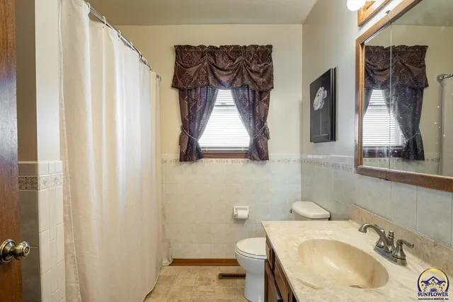 $205,000 | 1038 Southwest Randolph Avenue, Topeka, KS 66604